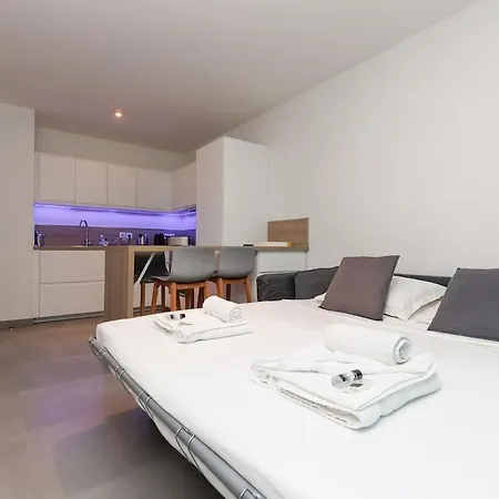 L'azuera Center 2p Design 4 Pers Secure Parking 5 Mins Croisette * Cannes